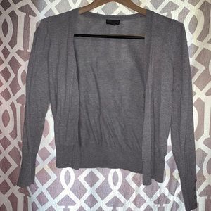 Gray Worthington cardigan.